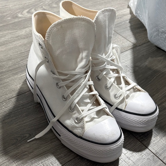 Converse White Canvas High-Tops - Picture 5 of 5